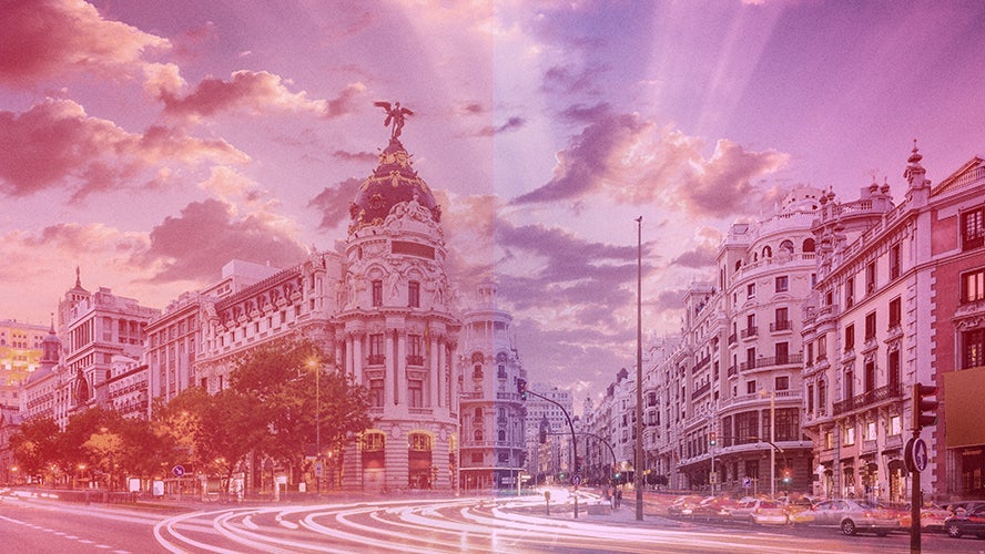 Mainz cityscape during the blue hour with the Dom